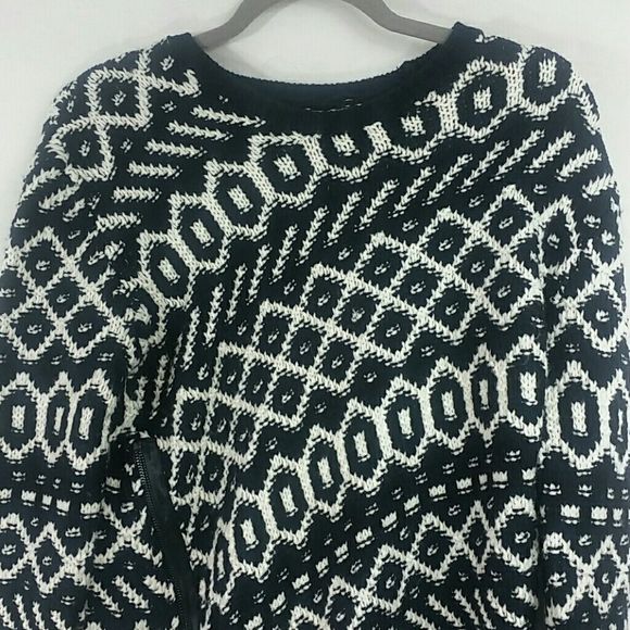 - Ann Taylor Medium wool blend sweater black white side zip details - Picture 7 of 9